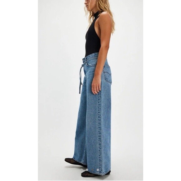 Levi's Women's Blue Premium XL Straight Women's Jeans, 29x31 NWT - Picture 3 of 10